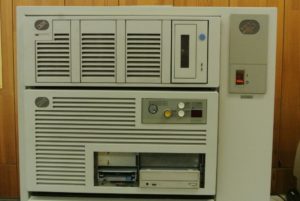 Počitač IBM RS/6000 Model 950